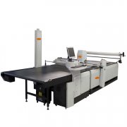 用户只要在计算机上设计