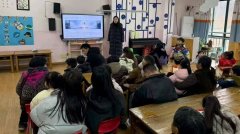 <b>林头镇毛滩村新时代文明实践站利用农家书屋现</b>