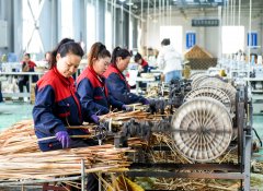 <b>“每一个成品包要经过20多道检验程序才能过关</b>