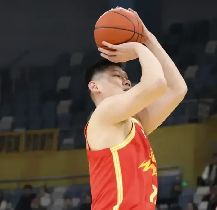 CBA常规赛四川广厦对决名单揭晓