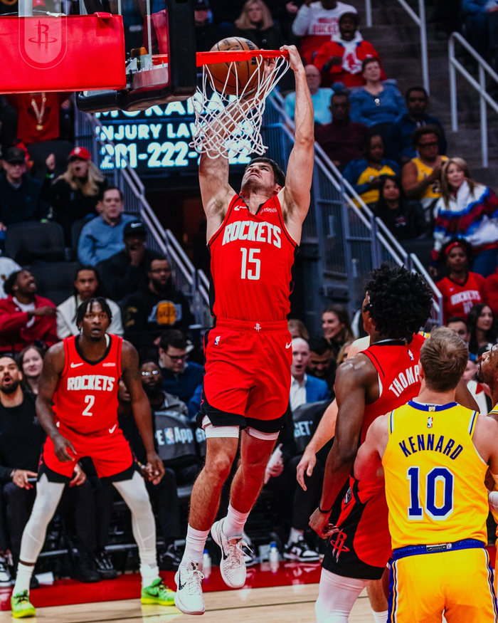 火箭vs湖人卡位战：东契奇36分难救主 湖人6连胜