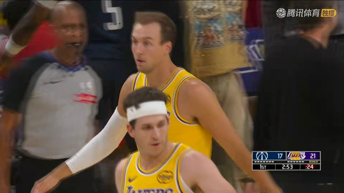 肯纳德后仰中投致奇才暂停 湖人客场掀翻奇才